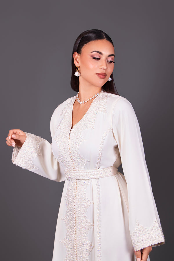 Caftan Patricia – Broderies Ton sur Ton & Perles Main | Caftan Marocain Femme